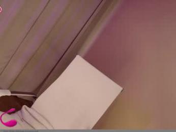 hollyextra chaturbate stream image