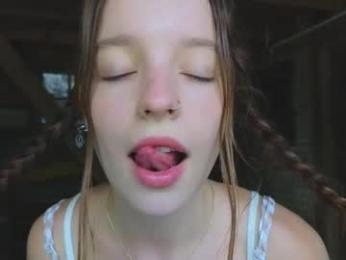 my_mia_ chaturbate stream image, 15.05.2025 03:50